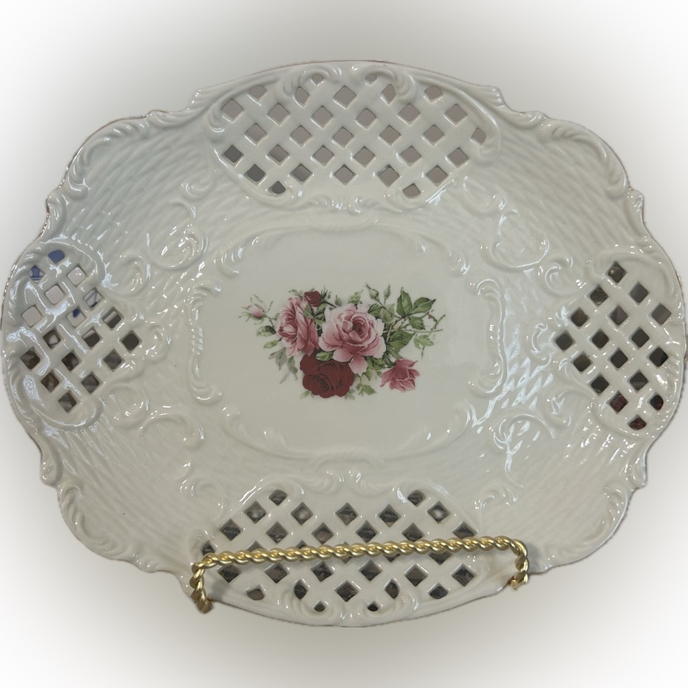 Formalities Victorian Rose Platter Lattice Design and Gold Rim